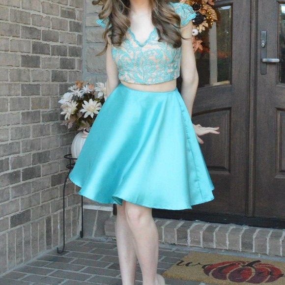 Cocktail dress - Picture 2 of 3